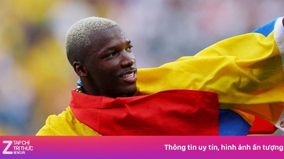 Tim kedua yang lolos ke babak knockout Piala Dunia adalah tim peringkat ketiga.