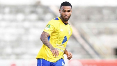 نجم فريق CAHN FC السابق يغادر فريق Dong Thap FC للعب كرة القدم في تايلاند.