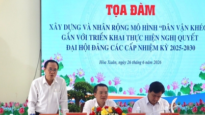 Hoa Xuan Ward diskutuje o řešeních pro rozšíření a zlepšení kvality modelu „Efektivní masová mobilizace“.