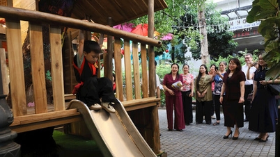 Ajout de nouvelles aires de jeux enrichissantes pour les enfants cet été à Hanoi Book Street.