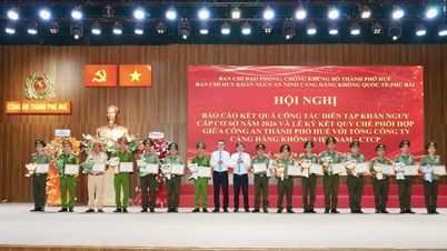 Phối hợp bảo đảm an ninh, an toàn tại Cảng hàng không quốc tế Phú Bài