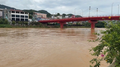 Záplavy na řece Bang Giang nadále rychle rostou - Cao Bang Online Newspaper