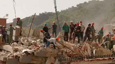 Des équipes de secours internationales arrivent au Venezuela après le séisme qui a fait près de 600 morts.