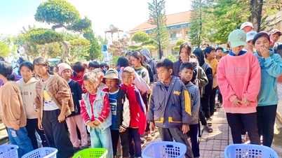 Summer playground for children in Lac Duong commune.