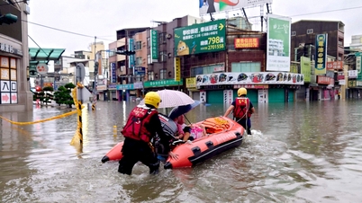 Typhoon Mekkhala sweeps across Taiwan, Japan evacuates up to 2 million people.