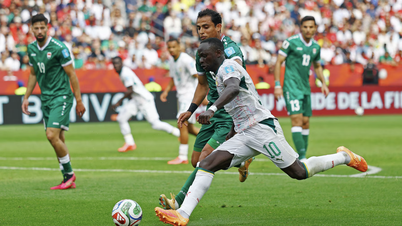 Senegal menghancurkan Irak saat bermain dengan keunggulan jumlah pemain, menjaga harapan mereka untuk melaju ke babak selanjutnya di Piala Dunia 2026 tetap hidup.