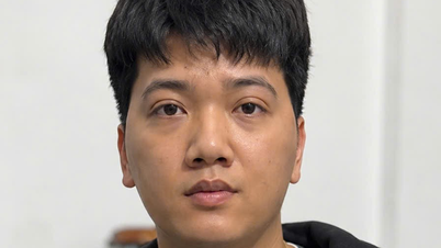 Hanoi: Utilizarea conturilor false de Facebook pentru a comanda bunuri electronice de lux prin ramburs (COD - ramburs la livrare) pentru a escroca și a fura bunuri.