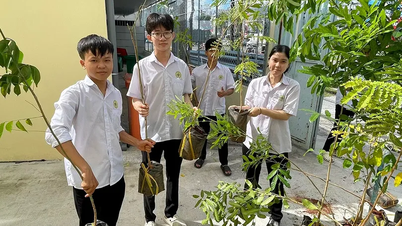 1,600 saplings were distributed to build a model of a green, clean, and beautiful road.