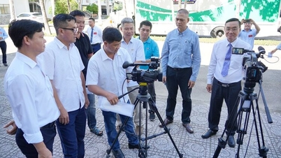V roce 2026 uspořádaly noviny a rozhlas a televize An Giang setkání se spolupracovníky.