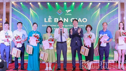 Lễ bàn giao giấy chứng nhận quyền sử dụng đất dự án Phoenix Riverside