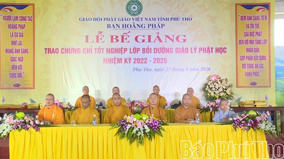 Slavnostní zakončení kurzu buddhistické doktríny pro akademický rok 2022-2026.