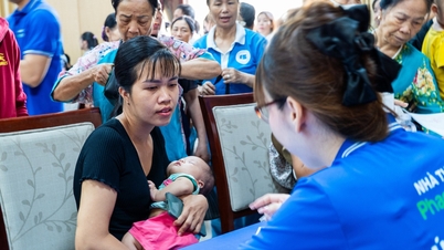 Mang "hành trình yêu thương" đến với gần 400 phụ nữ, trẻ em khó khăn ở Hải Phòng