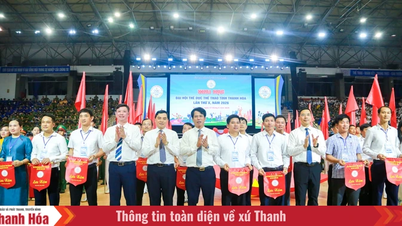 Åbningsceremoni for den 10. Thanh Hoa provinsielle sportsfestival
