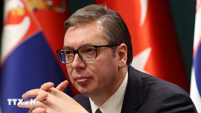 Tổng thống Serbia tuyên bố sẽ từ chức, kêu gọi bầu cử trước thời hạn