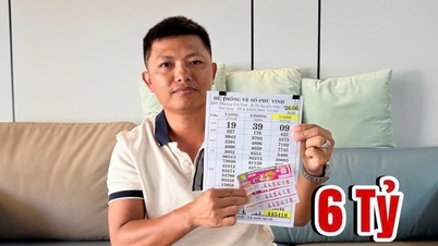 Trúng độc đắc xổ số miền Nam, người đàn ông đưa cả nhà đi đổi thưởng