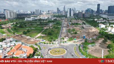 Cidade de Ho Chi Minh: Após 12 anos, as obras da 4ª rua Thu Thiem avançam rumo à conclusão.