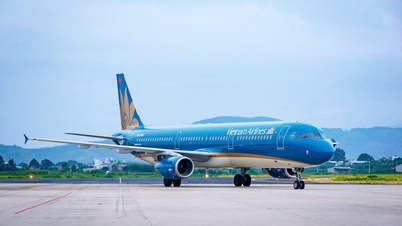Vietnam Airlines annuncia un utile di 7.607 miliardi di VND e presenta un piano di investimenti per 50 nuovi aeromobili.