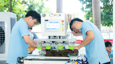 Aproximadamente 32.000 estudiantes de ciencias, tecnología, ingeniería y matemáticas (STEM) recibirán becas que oscilan entre 3,7 y 8,4 millones de VND al mes.