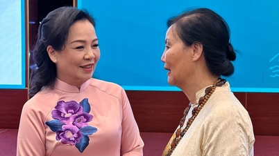 L'actrice Kieu Chinh retourne au Vietnam pour assister au Festival du film asiatique de Da Nang 2026, dans l'espoir de faire rayonner le cinéma vietnamien à l'international.