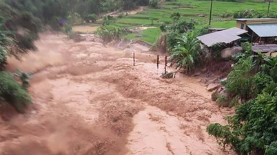 As províncias montanhosas do norte sofrem com chuvas intensas, enquanto a região central do Vietnã desfruta de um calor intenso.