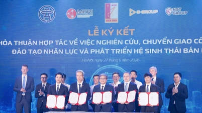 Hanoi: Wdrażanie transformacji cyfrowej, jej rozprzestrzenianie na każdą gminę, dzielnicę, obywatela i firmę.