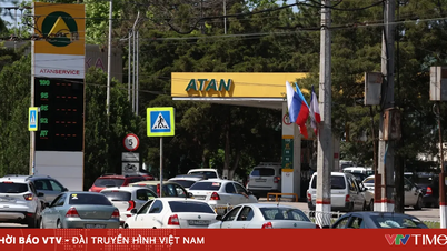 Na Krymském poloostrově vyhlášen stav nouze.