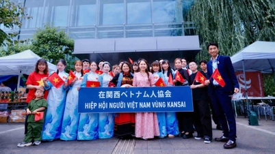 在関西ベトナム人協会（日本）は、堺で開催されるアジア文化祭と提携し、国際統合の精神を広めています。