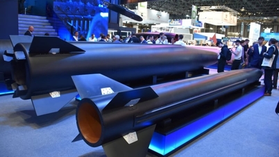A Ucrânia revela detalhes chocantes sobre mísseis balísticos de longo alcance capazes de atingir Moscou diretamente.