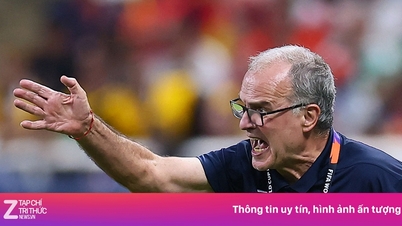 Bielsa menuduh pemain Uruguay itu meninggalkannya.