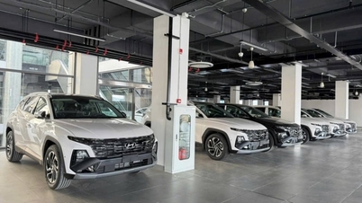 Mengapa harga Hyundai Tucson terus turun sebesar 100 juta VND, sehingga harganya menjadi semurah Mitsubishi Xforce?