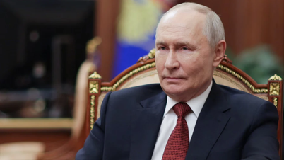 President Putin rejects Ukraine's proposal to halt airstrikes.