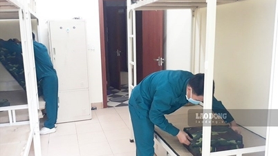 يبدأ راتب قائد ونائب قائد القيادة العسكرية للكومونة من 1.7.