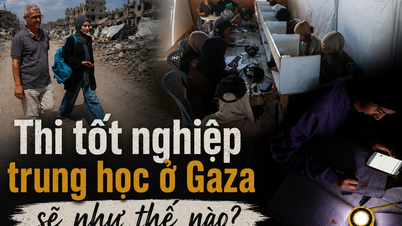 Sekolah-sekolah yang tertimbus di bawah bom di Gaza, pelajar mengambil peperiksaan tamat pengajian sekolah menengah di kafe.