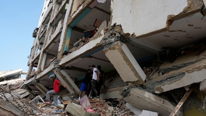 Upaya penyelamatan berpacu dengan waktu setelah gempa bumi di Venezuela, menewaskan lebih dari 1.450 orang.