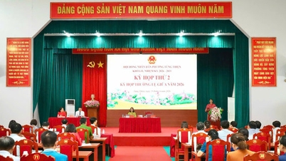Consiliul Popular al districtului Tung Thien, mandatul II, a adoptat 8 rezoluții importante.