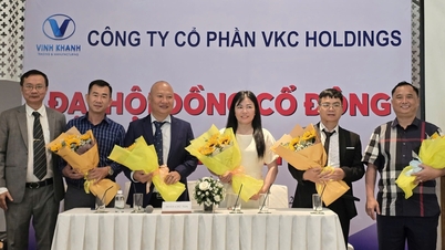 Herr Do Thanh Nhan fortsätter att chockera allmänheten och tillkännager att han kommer att investera 1 700 miljarder VND i modebranschen.