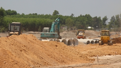 Eliminar los obstáculos y promover el desembolso de la inversión pública en las comunas y distritos de Dong Nai.