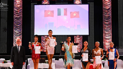 A equipe vietnamita de dança esportiva conquistou 2 medalhas no Campeonato Mundial.