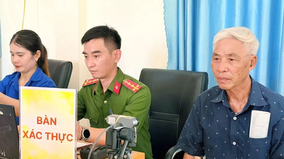 Đạp xe từ Kon Tum về Nghệ An, cụ ông 75 tuổi nuôi hy vọng tìm hai anh liệt sĩ