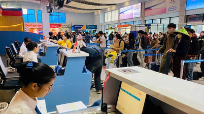 夏季期間中、ドンホイ空港を経由した便は1,100便を超えた。