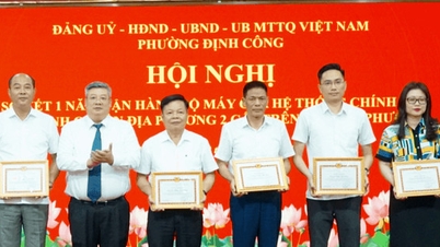 Dinh Cong Ward implementerer effektivt den todelte lokale forvaltningsmodel.
