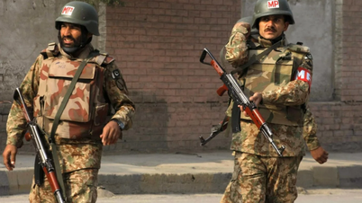 Pakistan startet Militärschlag und tötet Dutzende Dschihadisten; Taliban „wütend“ wirft Frauen und Kindern vor, zu Unrecht getötet worden zu sein.