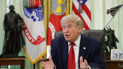 Trump secara tidak dijangka mengumumkan pertemuan dengan Iran di Qatar; Tehran menafikan maklumat tersebut.
