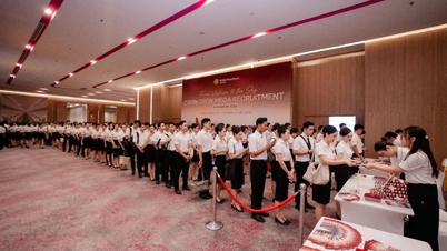 El mayor evento de reclutamiento de auxiliares de vuelo del año de Sun PhuQuoc Airways fue un éxito rotundo.