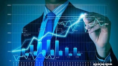 Los precios de las acciones atraen capital, pero el índice VN-Index continúa fluctuando.