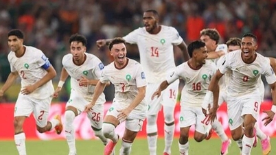 Xác định 4 đội giành vé đi tiếp và cặp đấu đầu tiên ở vòng 1/8 World Cup