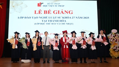 Bế giảng Lớp đào tạo nghề luật sư khoá 27 tại Thanh Hóa