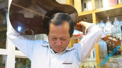 چه چیز خاصی در مورد تنها گیتاریست ویتنام با استعداد بی‌نظیر نوازندگی در پشت صحنه و معلم بسیاری از نوازندگان مشهور وجود دارد؟