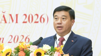 Lam Dong İl Parti Komitesi Sekreteri Yoldaş Y Thanh Hà Niê Kđăm'ın 11. İl Halk Konseyi'nin 4. Oturumunda yaptığı yönlendirme konuşması.