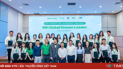 DB Global Dream Leader -apurahan toisen kauden avajaisseremonia National Economics Universityssä